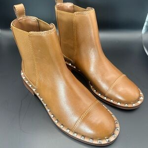 SCHUTZ Tan Leather Sole Ankle Boots
